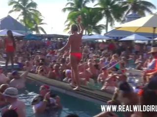 Pool Party Pussy Twerking and Fingering