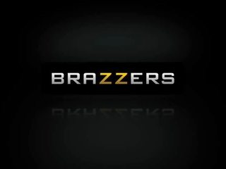 Brazzers - אימאות כמו זה גדול - חם אמא שאני אוהב לדפוק זיונים צעיר בָּחוּר ב ה מקלחת סצנה בכיכובם פרנצ'סקה le ו - keiran מָגֵן