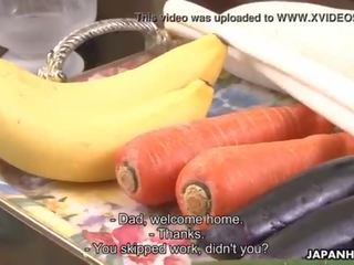 Sayuri turi a nešvarus laikas su dalis vegetables
