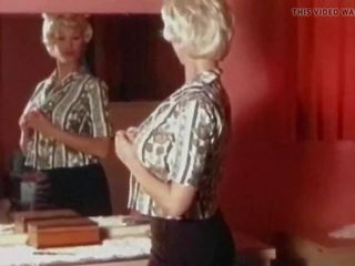 Que sera sera -vintage 60s pieptoasa blonda undresses: x evaluat film 66