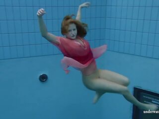 Silvie, a ยูโร วัยรุ่น, showcasing เธอ การว่ายน้ำ prowess