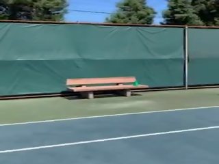 Lascivo adolescente bombón abbie maley marvellous al aire libre adulto película shortly después jugando tenis