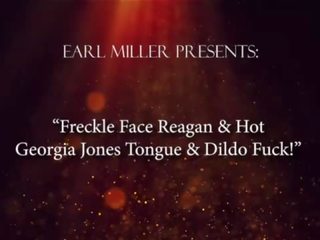 Freckle 臉 reagan & superb georgia 瓊斯 舌頭 & 假陽具 fuck&excl;