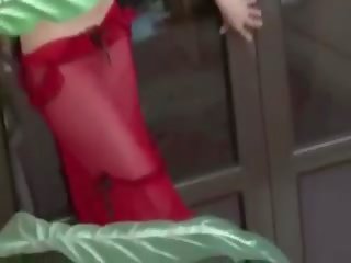 Απίστευτος Καυτά μωρό χορός σε κόκκινος φούστα
